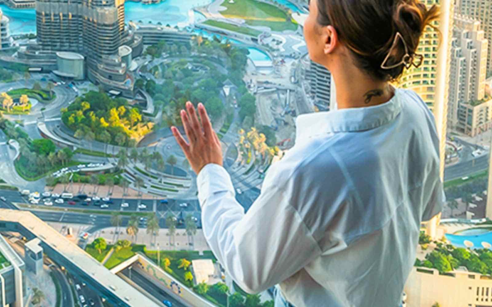 Sky Views Edge Walk, Dubai