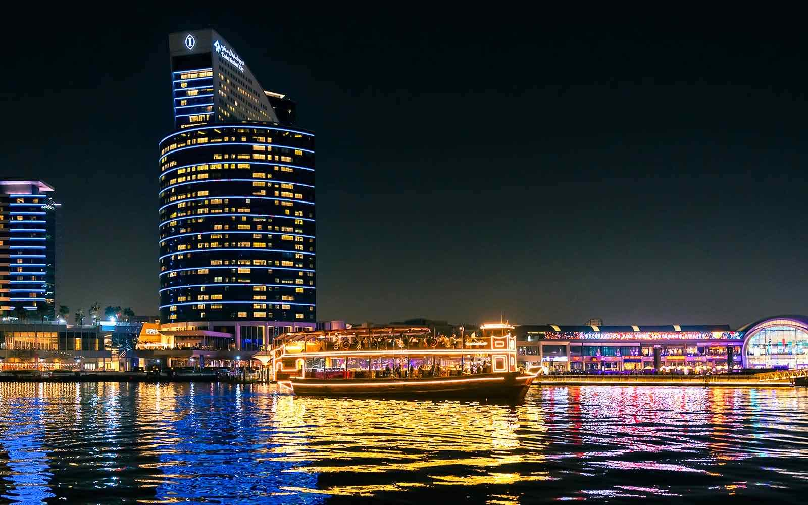 Sunset Dinner Cruise, Dubai