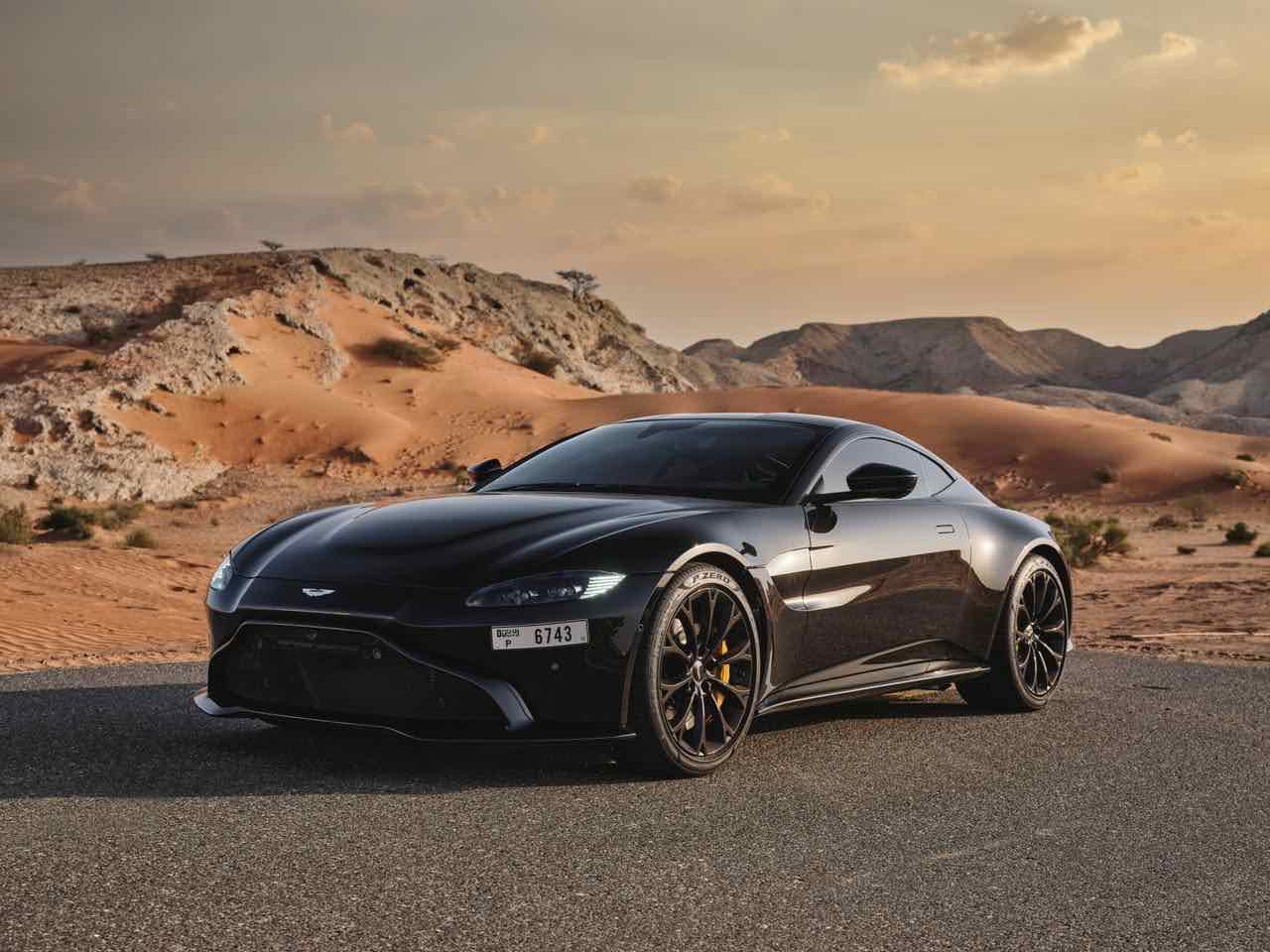 Aston Martin Vantage, luxury car rental in Dubai, photo 5