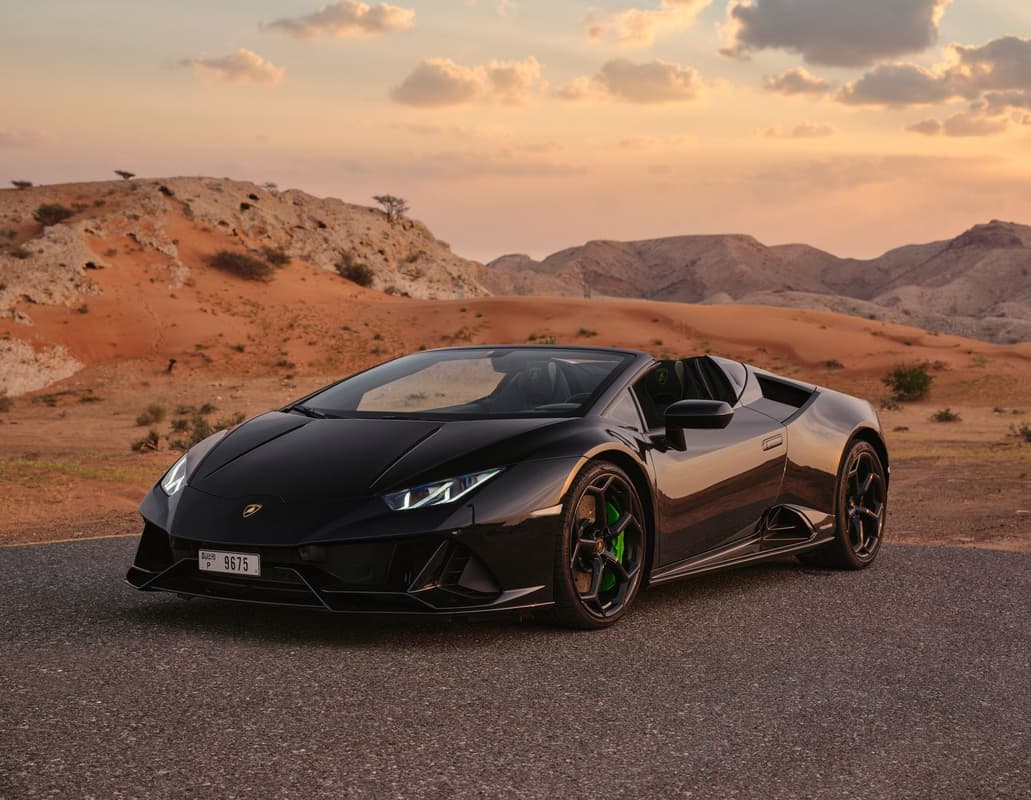 Lamborghini Huracan Evo Spyder, luxury car rental in Dubai, photo 1