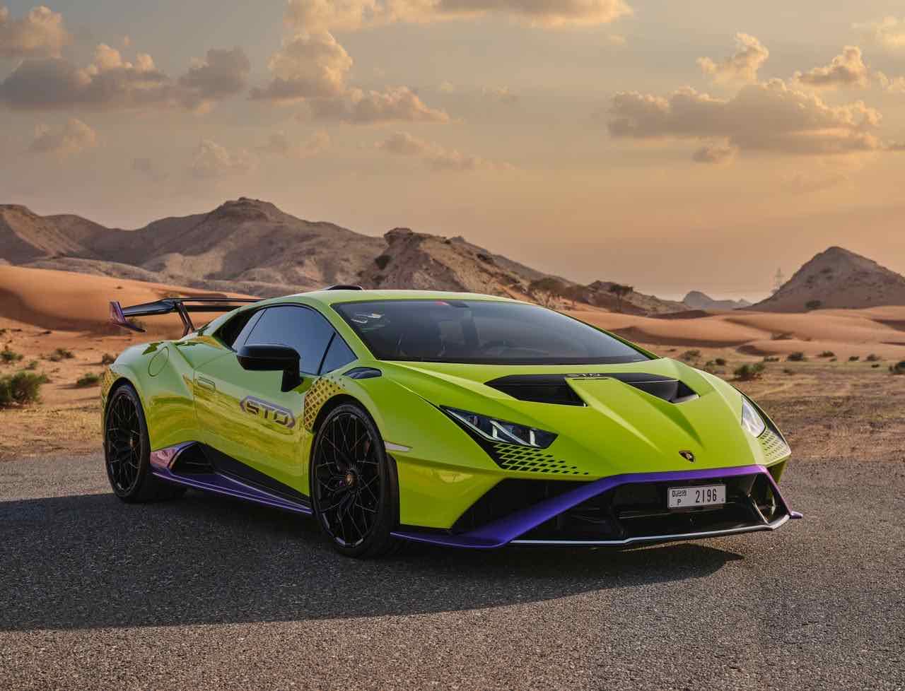 Lamborghini Huracan STO, luxury car rental in Dubai, photo 3