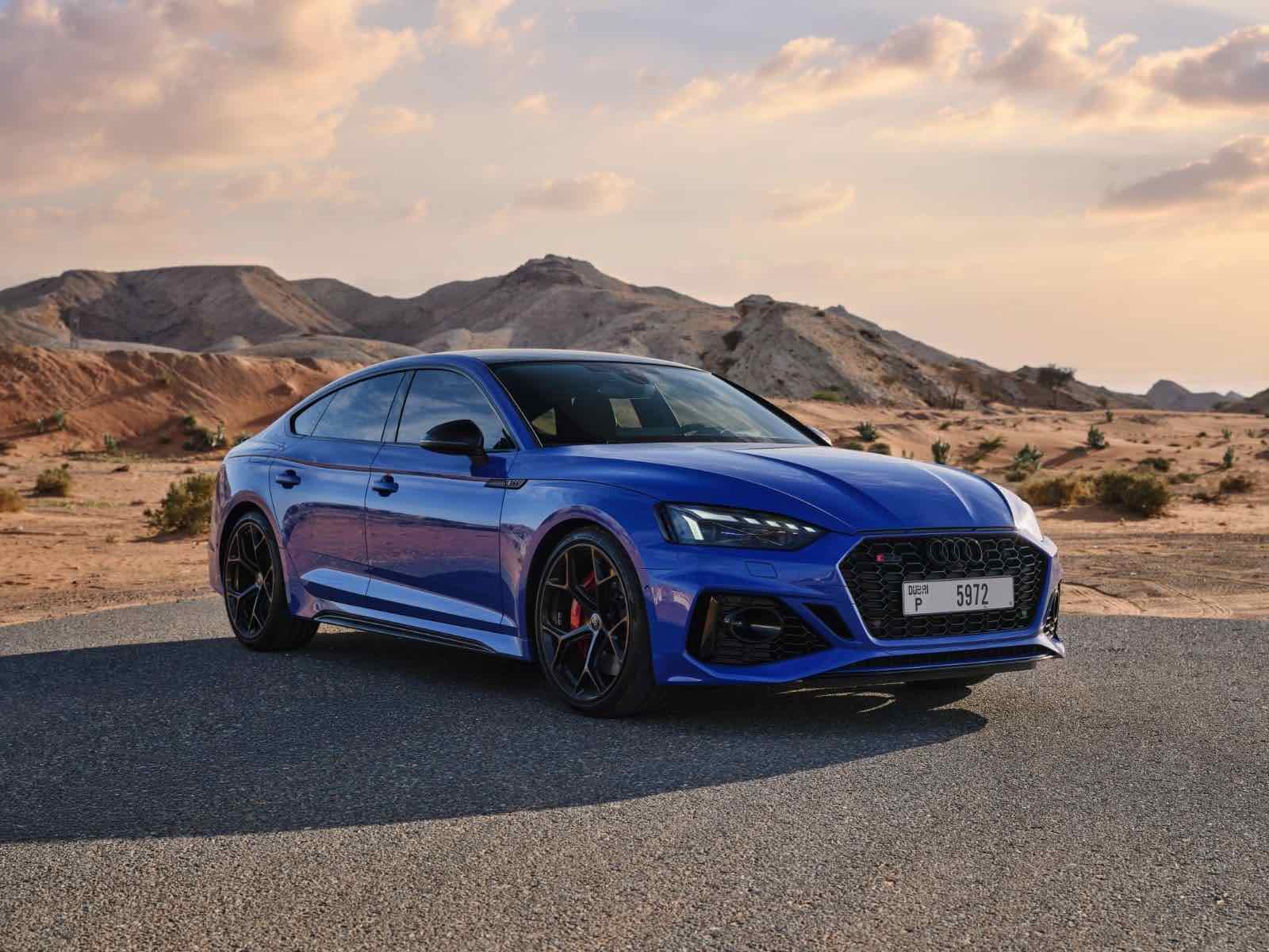 Audi RS5, luxury car rental in Dubai