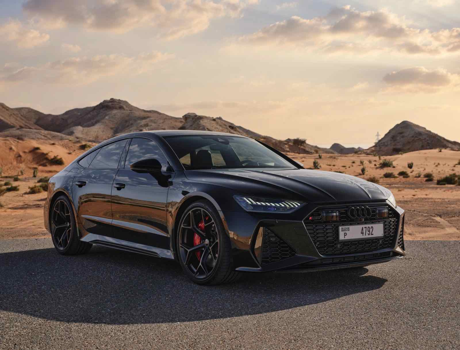 Audi RS7, luxury car rental in Dubai
