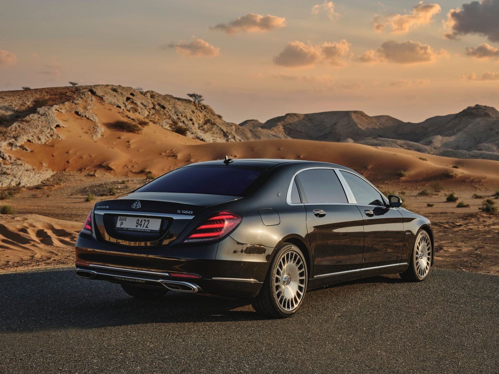 Mercedes-Maybach S 560 for rent in Dubai, photo 4