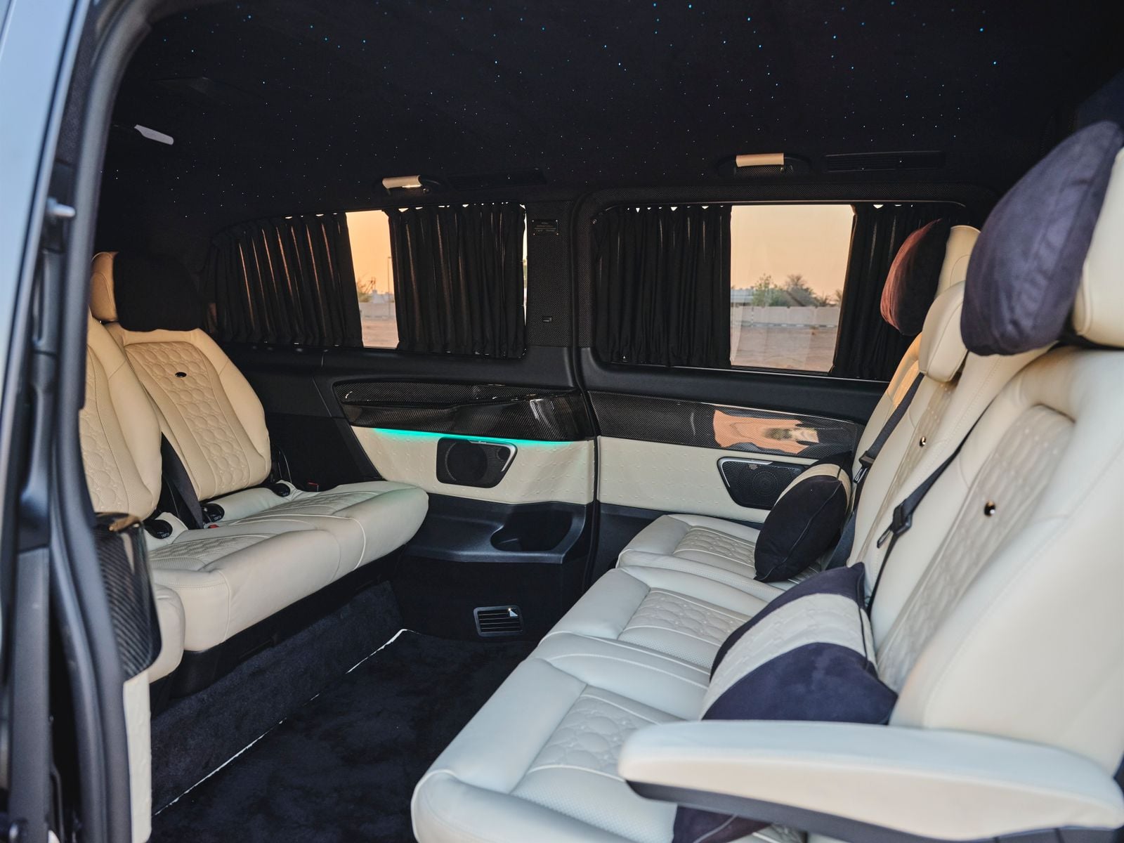 Mercedes V250 VIP Line for rent in Dubai, photo 5