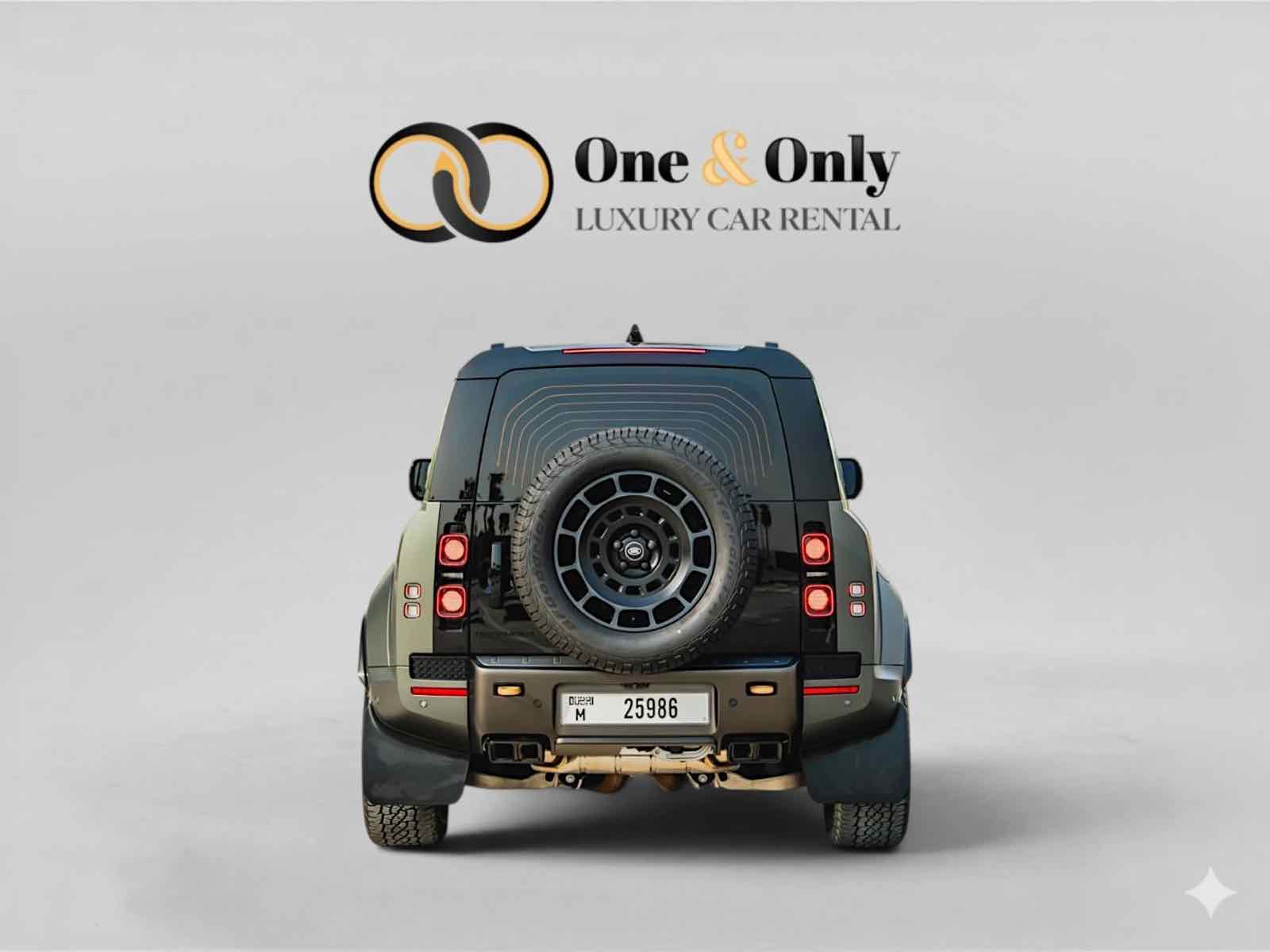 Defender OCTA for rent in Dubai, photo 3