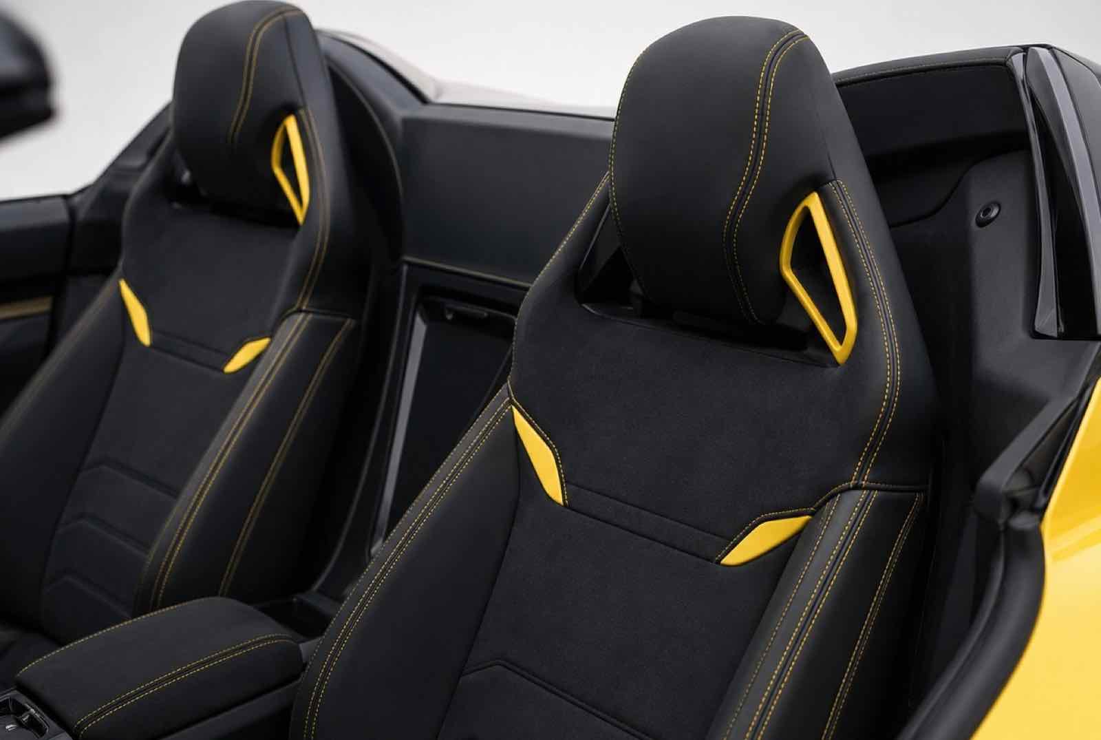 Lamborghini Evo Spider for rent in Dubai, photo 8
