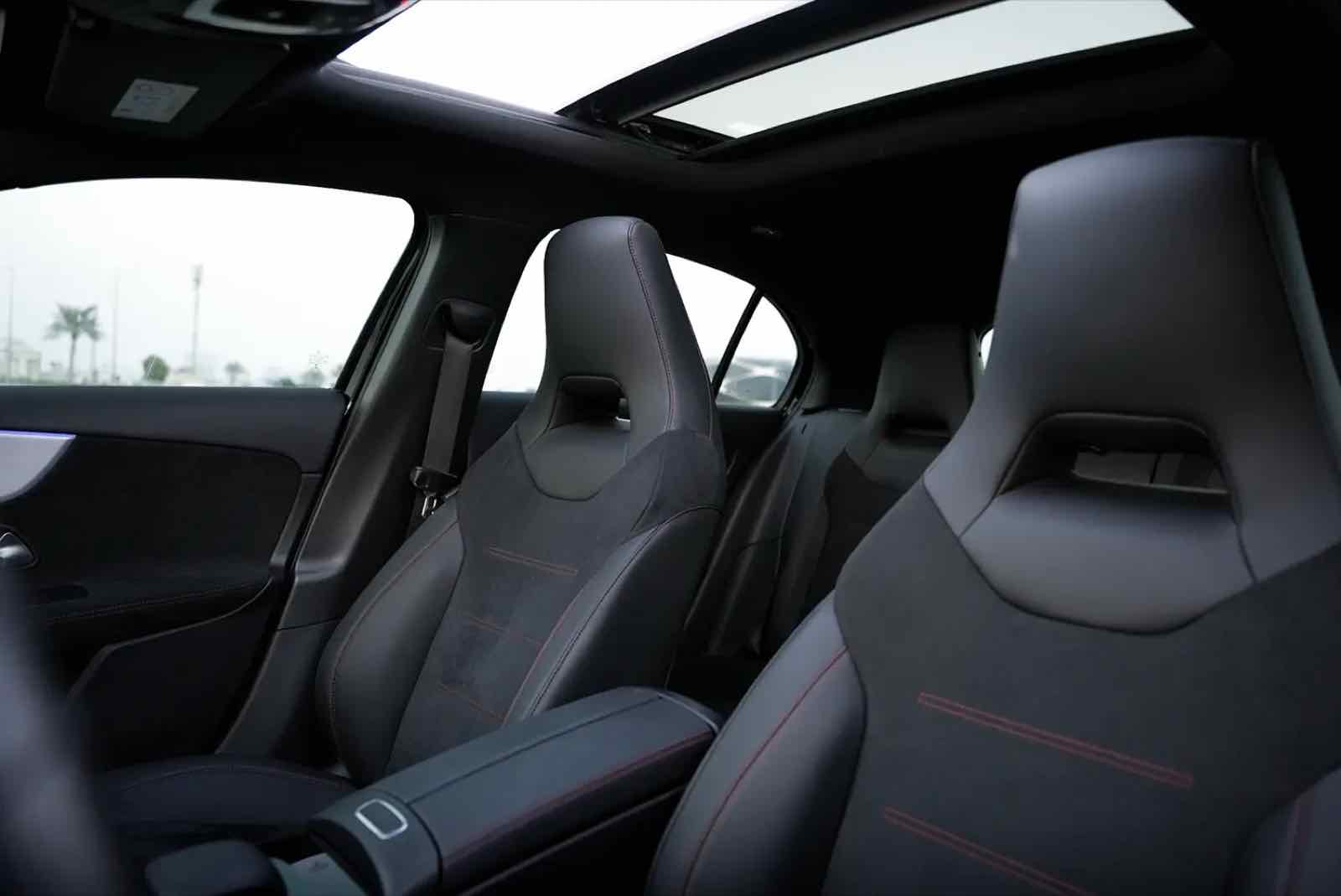Mercedes A200 for rent in Dubai, photo 4