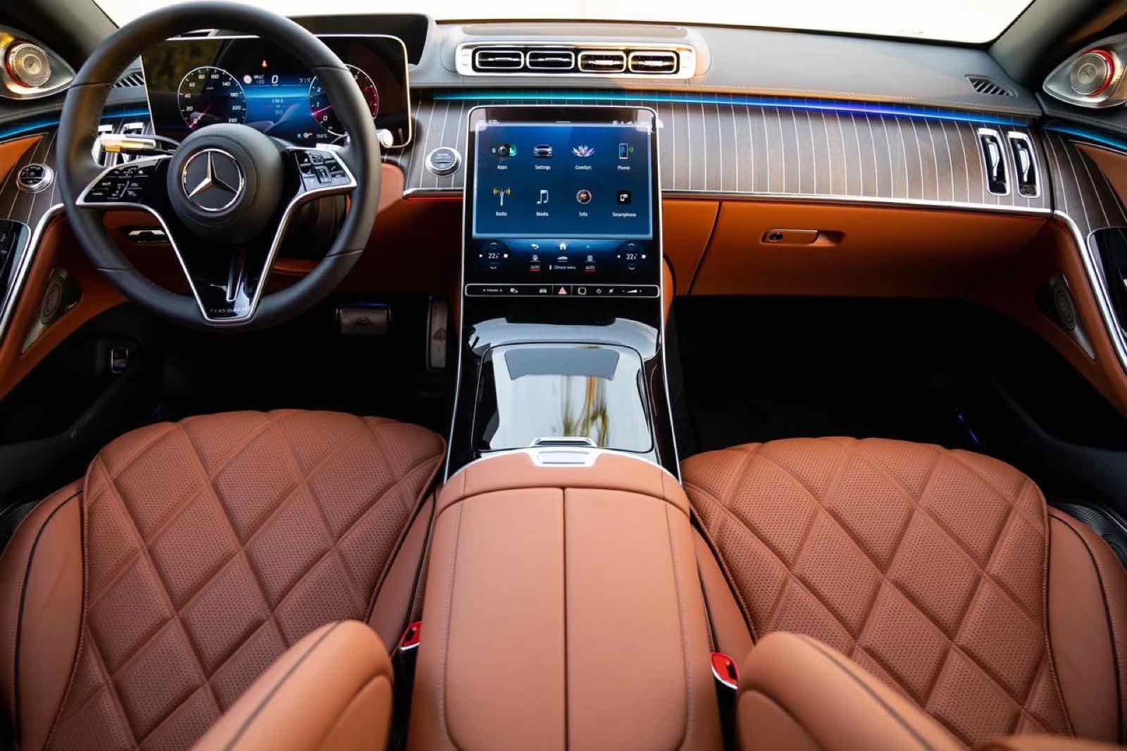 Mercedes Maybach S 680 for rent in Dubai, photo 2