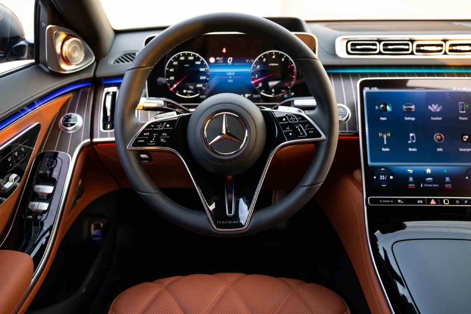 Mercedes Maybach S 680 for rent in Dubai, photo 3