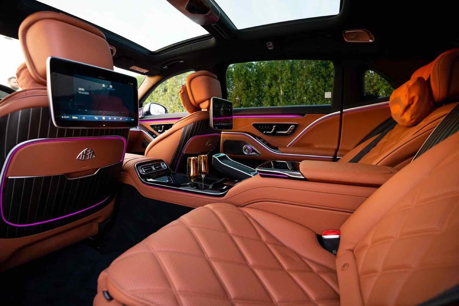 Mercedes Maybach S 680 for rent in Dubai, photo 5