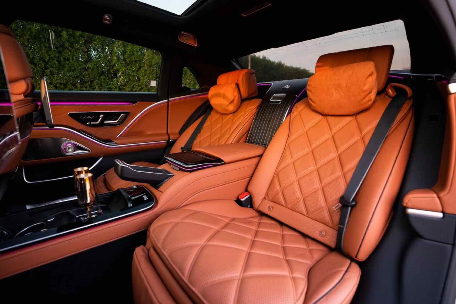 Mercedes Maybach S 680 for rent in Dubai, photo 6
