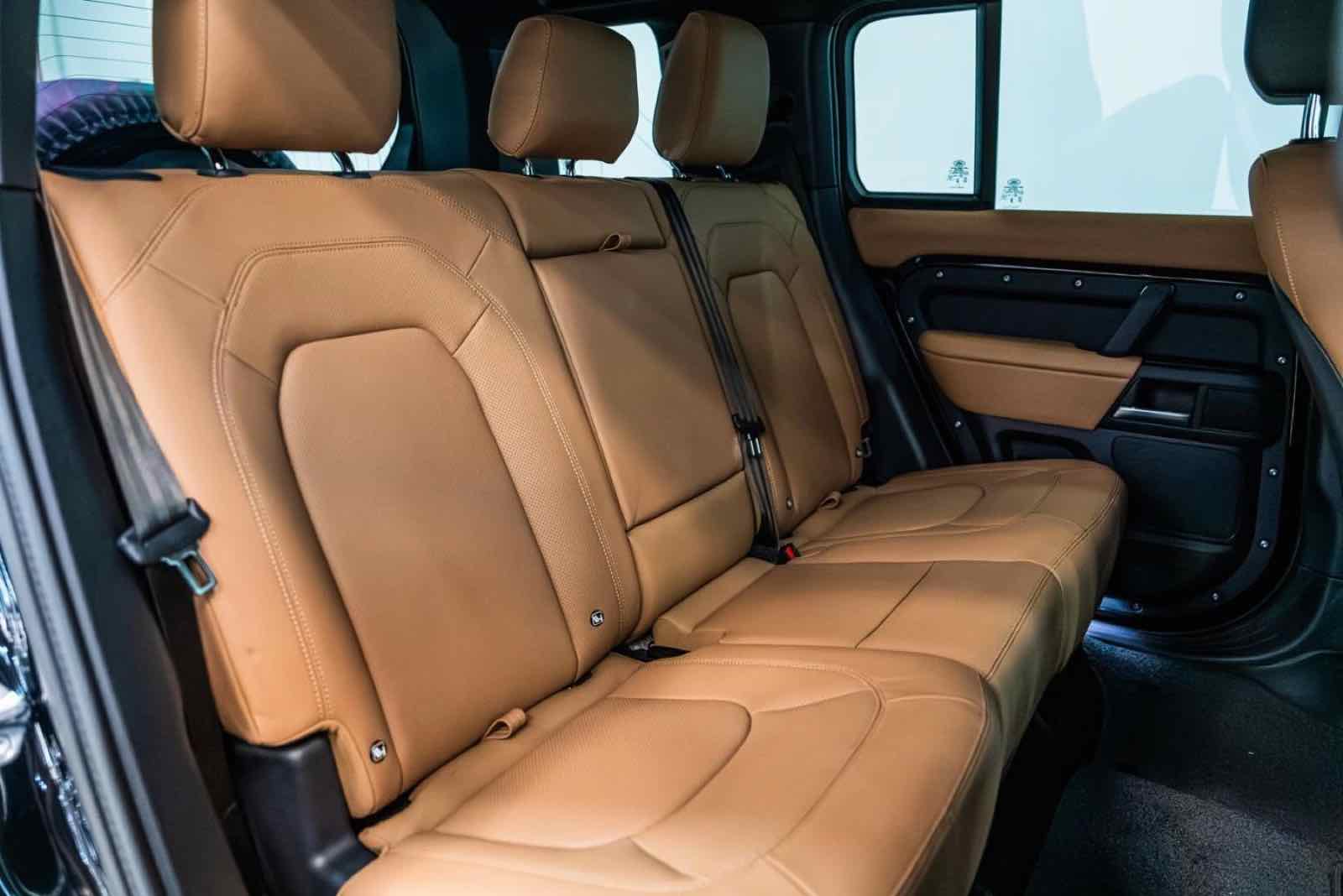 Range Rover Defender for rent in Dubai, photo 5