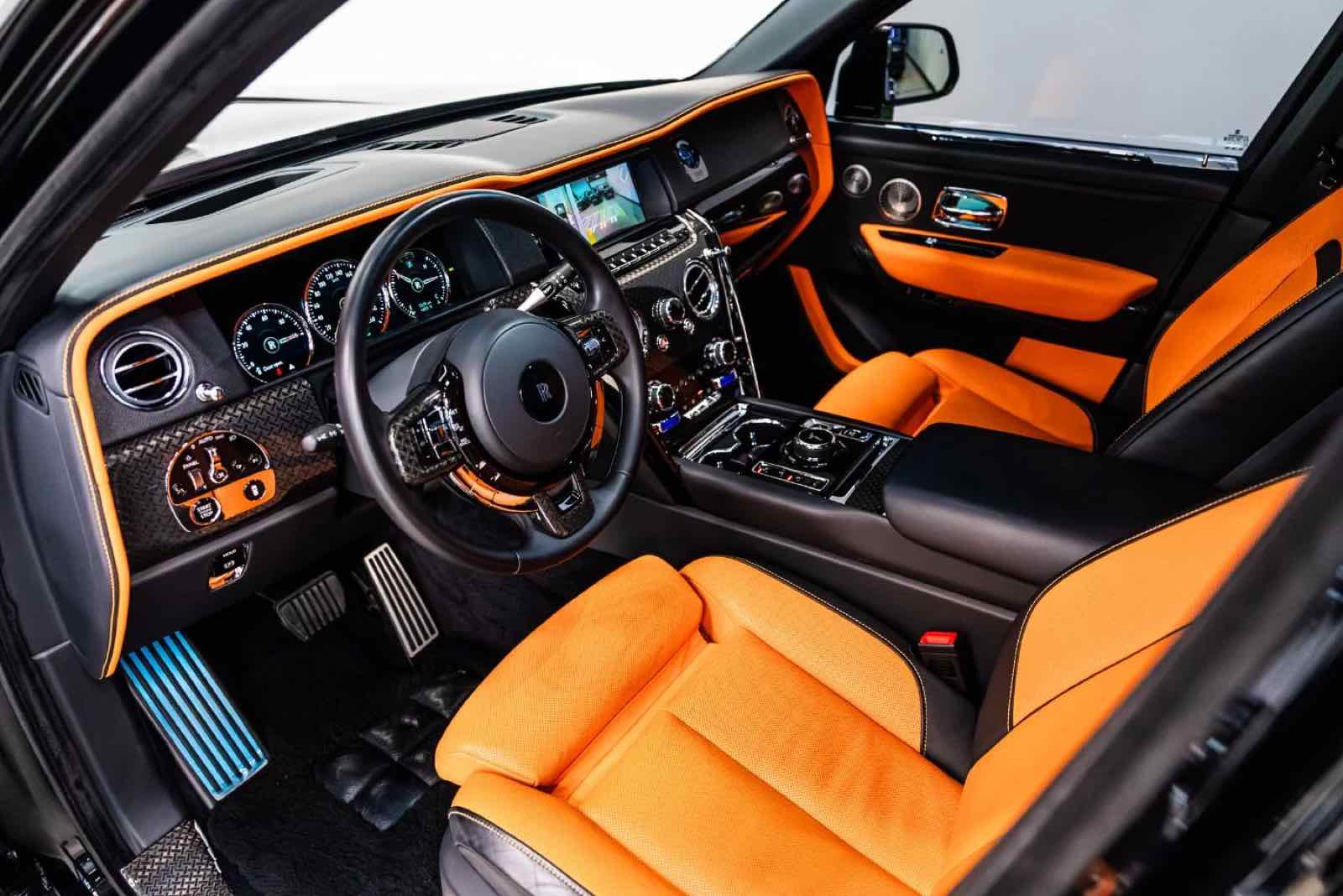 Rolls Royce Cullinan Rent Dubai Black for rent in Dubai, photo 2
