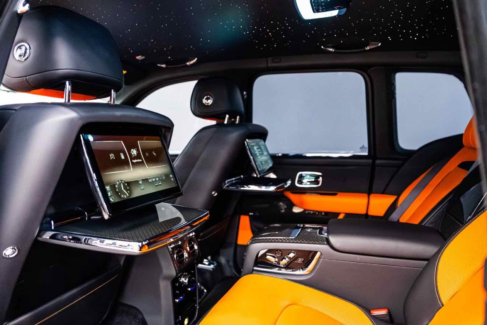 Rolls Royce Cullinan Rent Dubai Black for rent in Dubai, photo 3