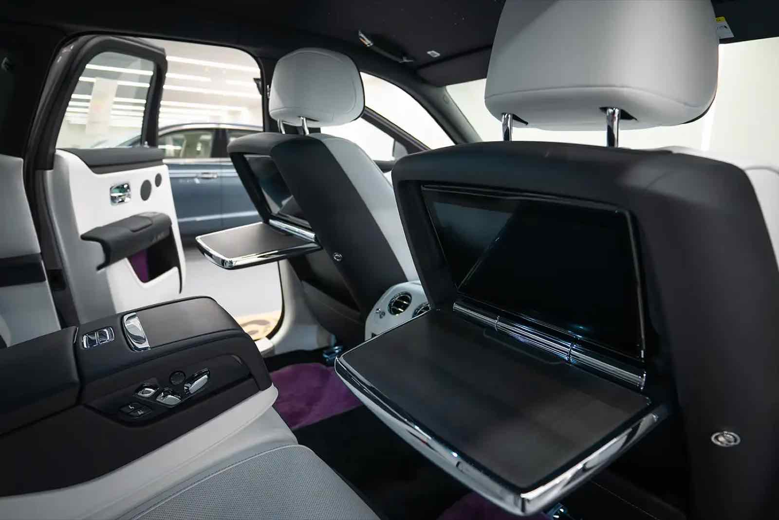Rolls Royce Ghost for rent in Dubai, photo 5