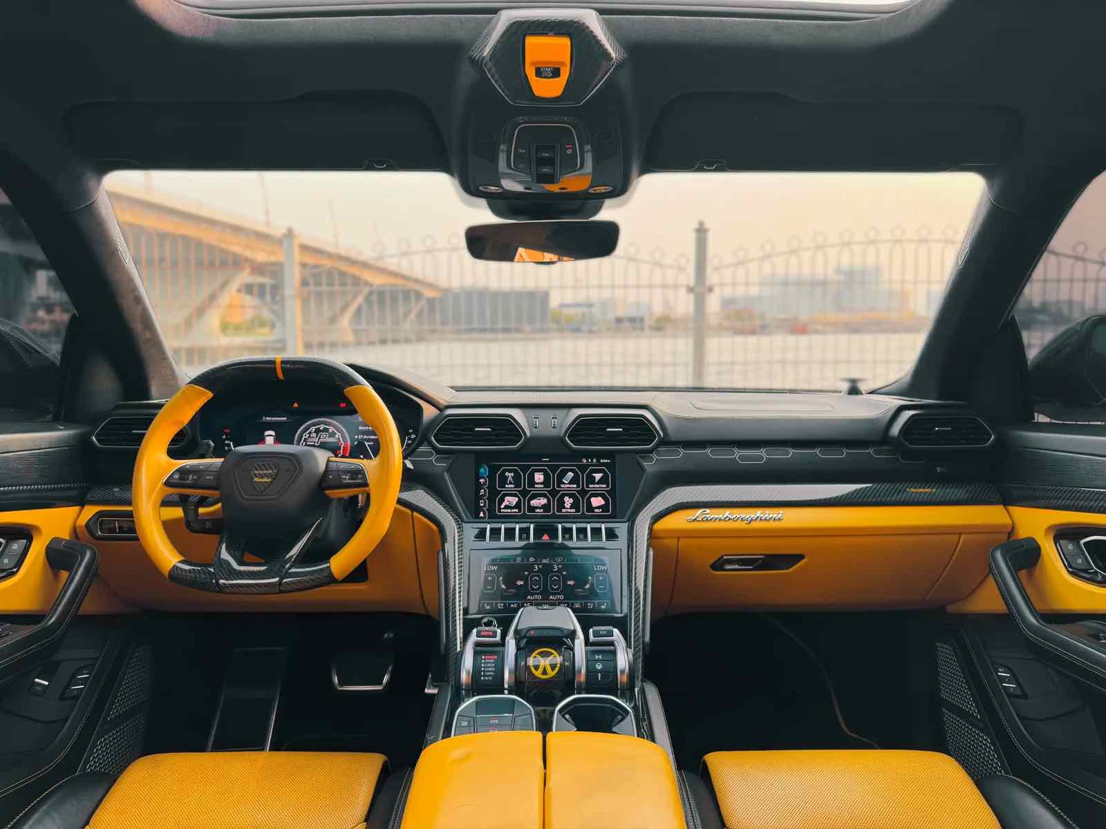 Urus Mansory Original for rent in Dubai, photo 4