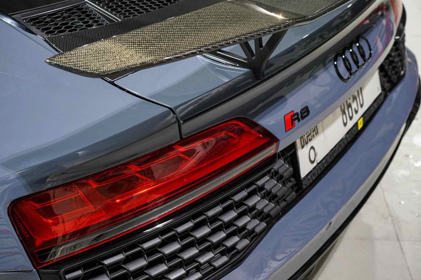 Audi R8 (V10) for rent in Dubai, photo 9