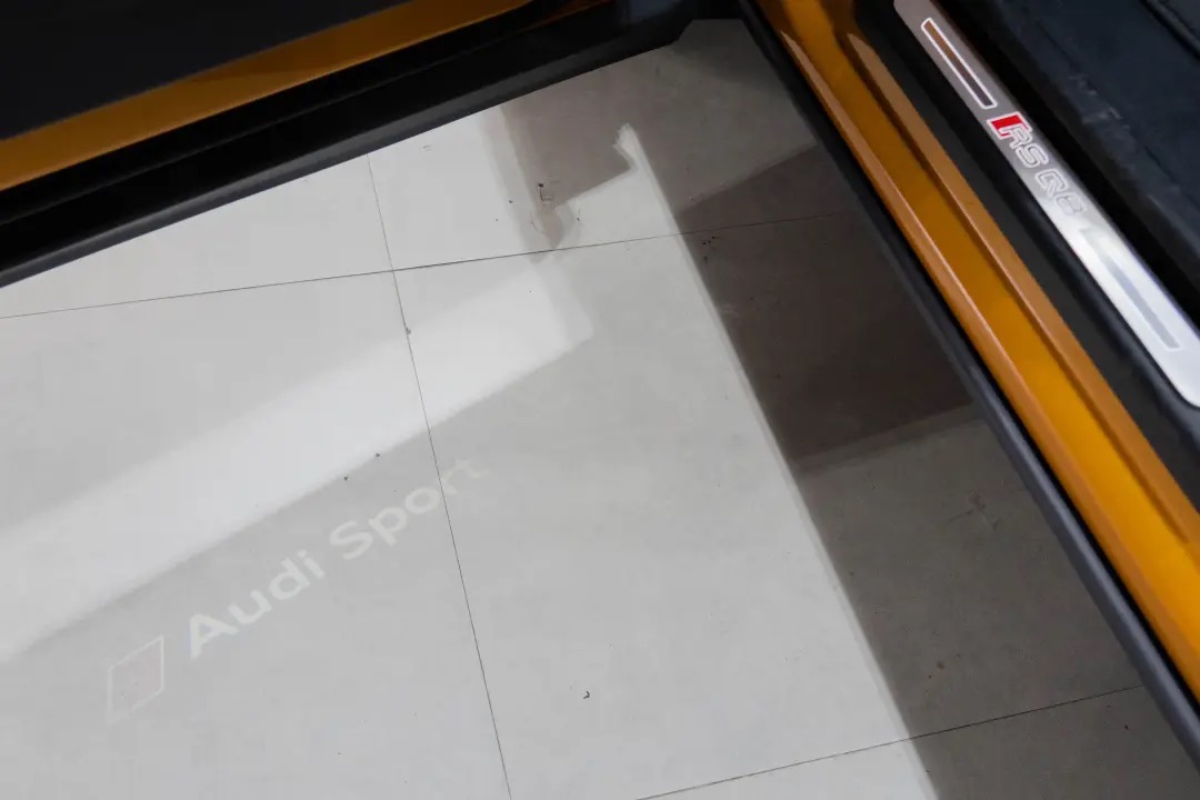 Audi RS Q8 for rent in Dubai, photo 7