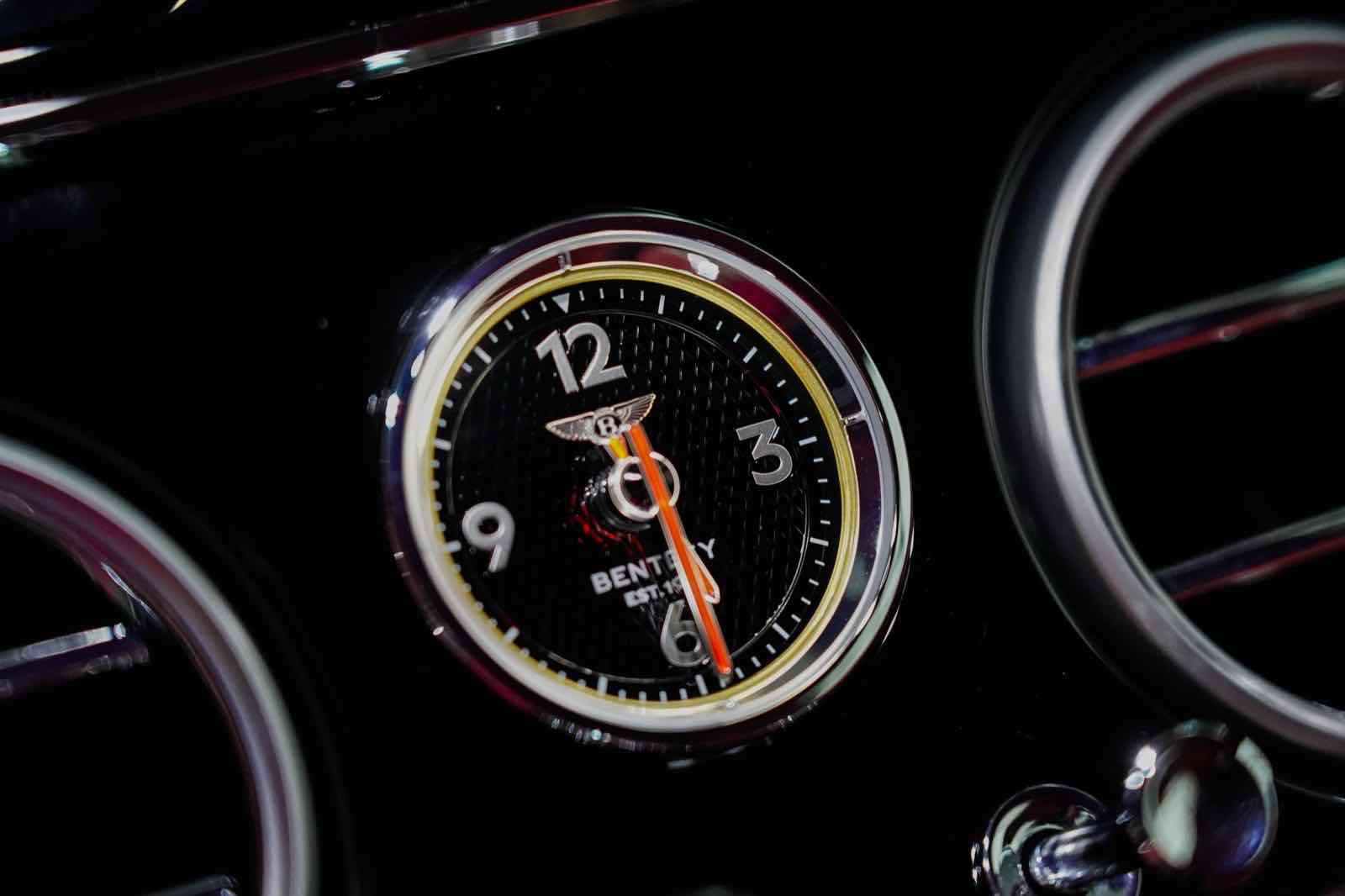 Bentley GTC First Edition Speed (Hybrid) for rent in Dubai, photo 12