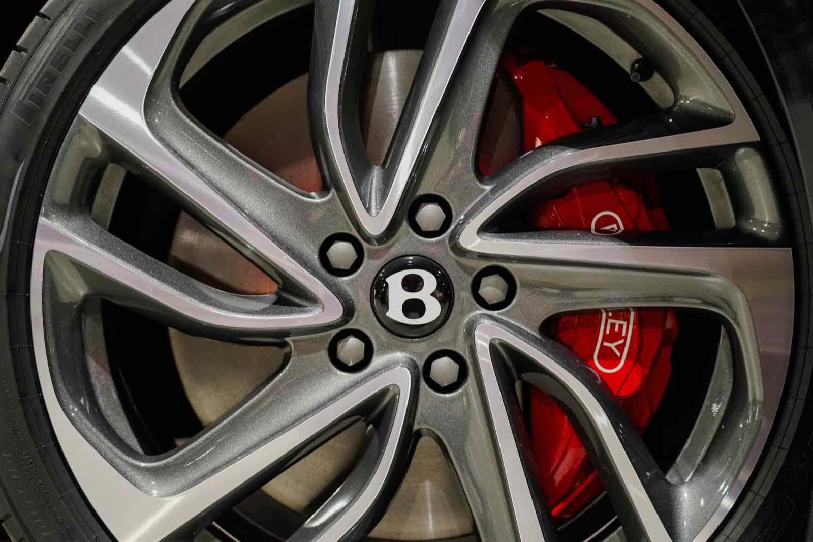 Bentley GTC First Edition Speed (Hybrid) for rent in Dubai, photo 15