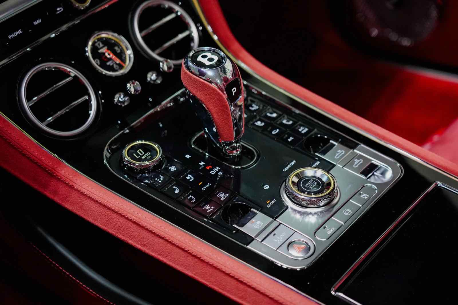 Bentley GTC First Edition Speed (Hybrid) for rent in Dubai, photo 6