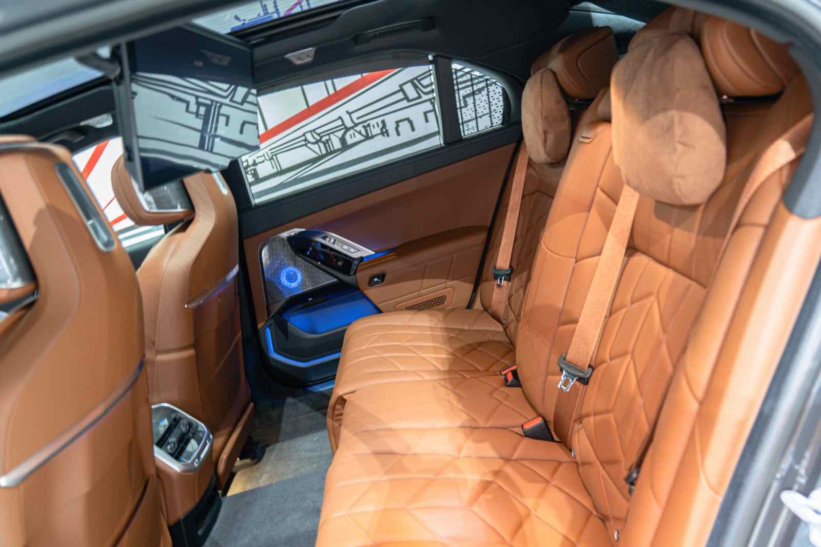 BMW 740i for rent in Dubai, photo 9