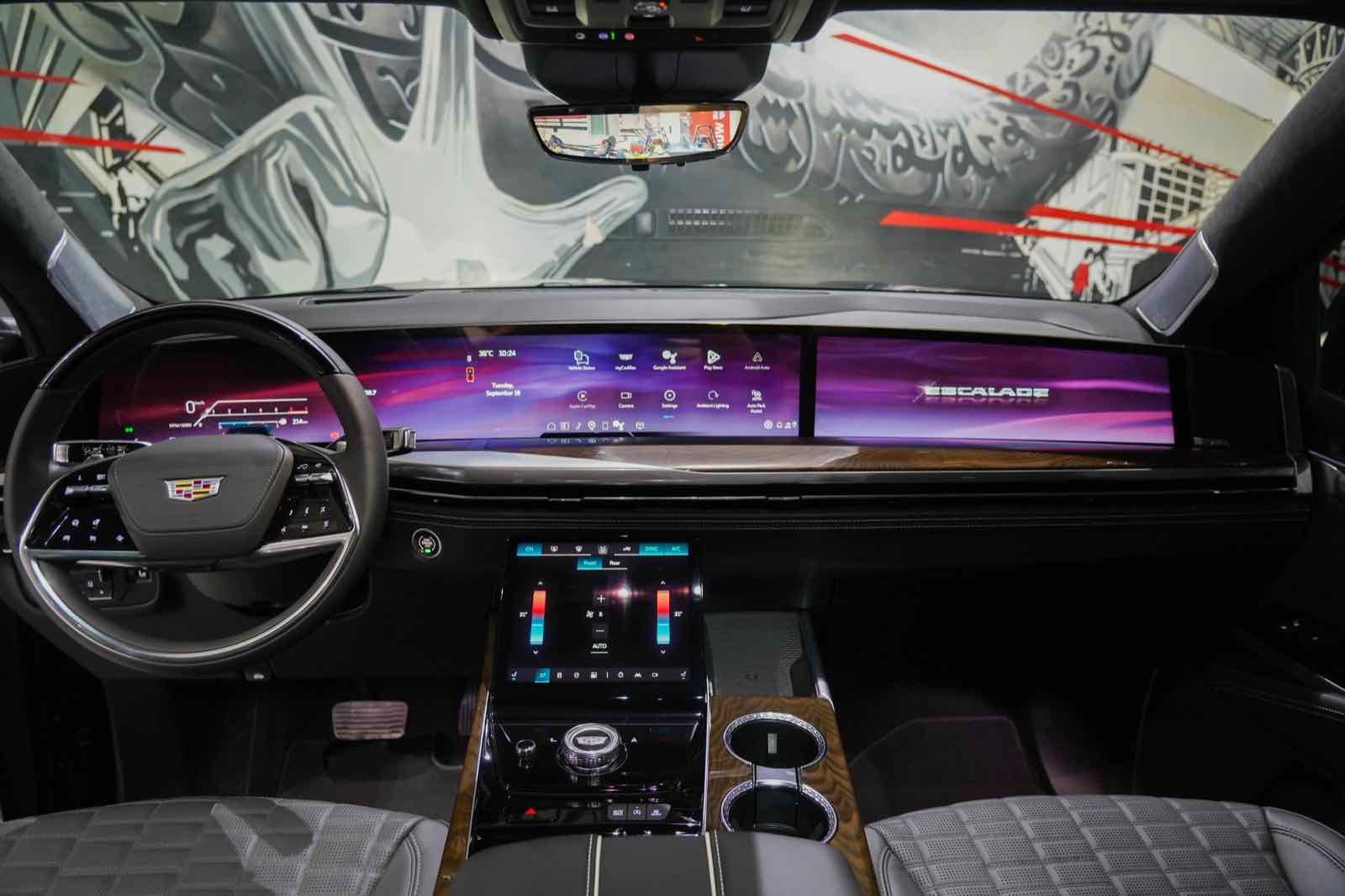 Cadillac Escalade Premium Luxury Platinum for rent in Dubai, photo 5