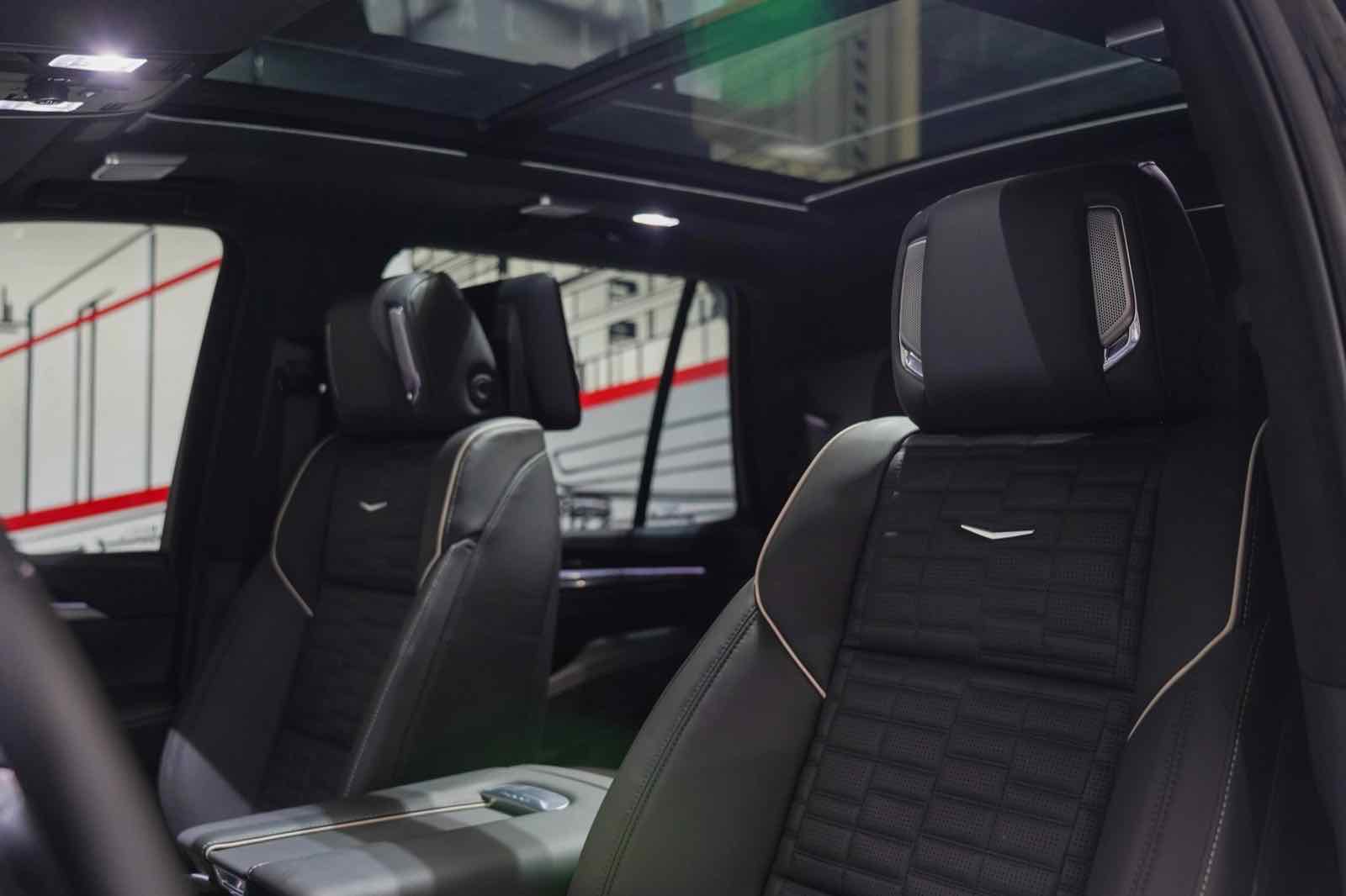 Cadillac Escalade Premium Luxury Platinum for rent in Dubai, photo 6