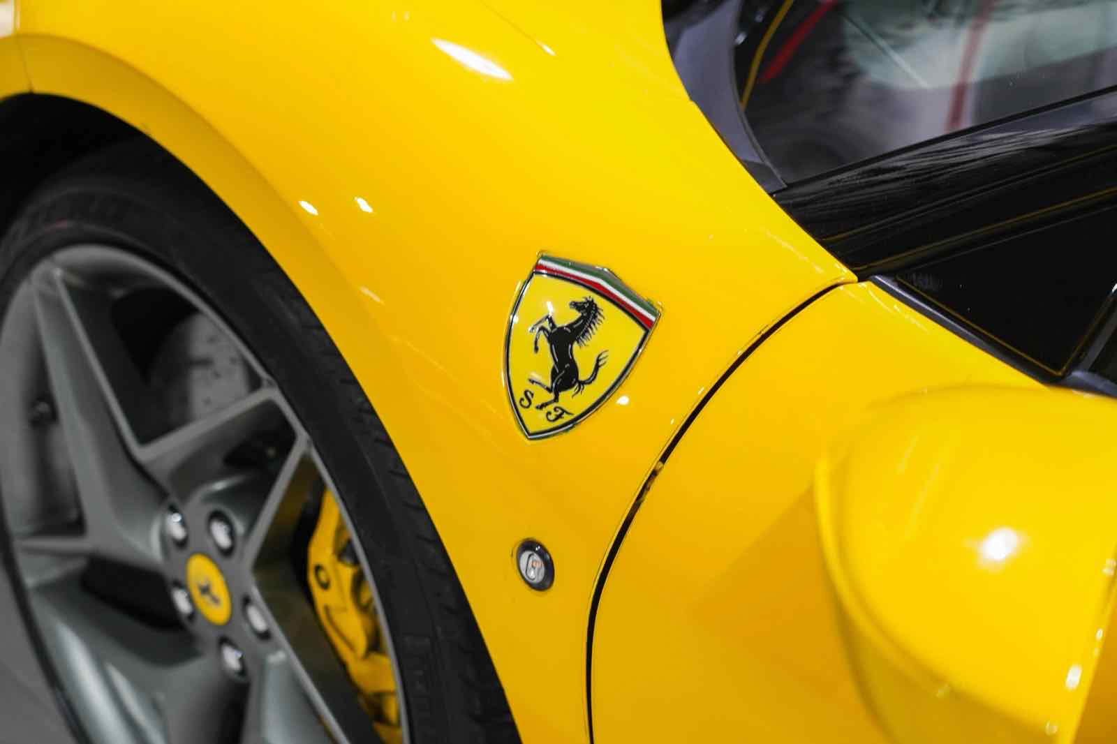 Ferrari F8 Tributo for rent in Dubai, photo 6