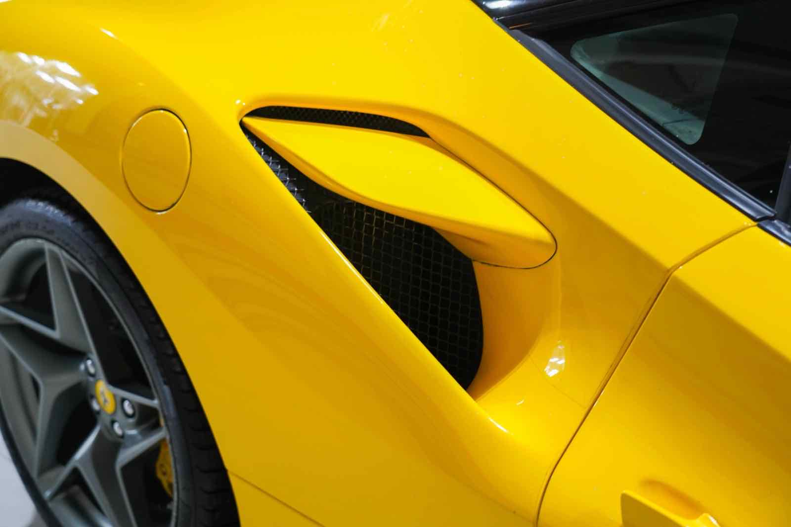 Ferrari F8 Tributo for rent in Dubai, photo 7