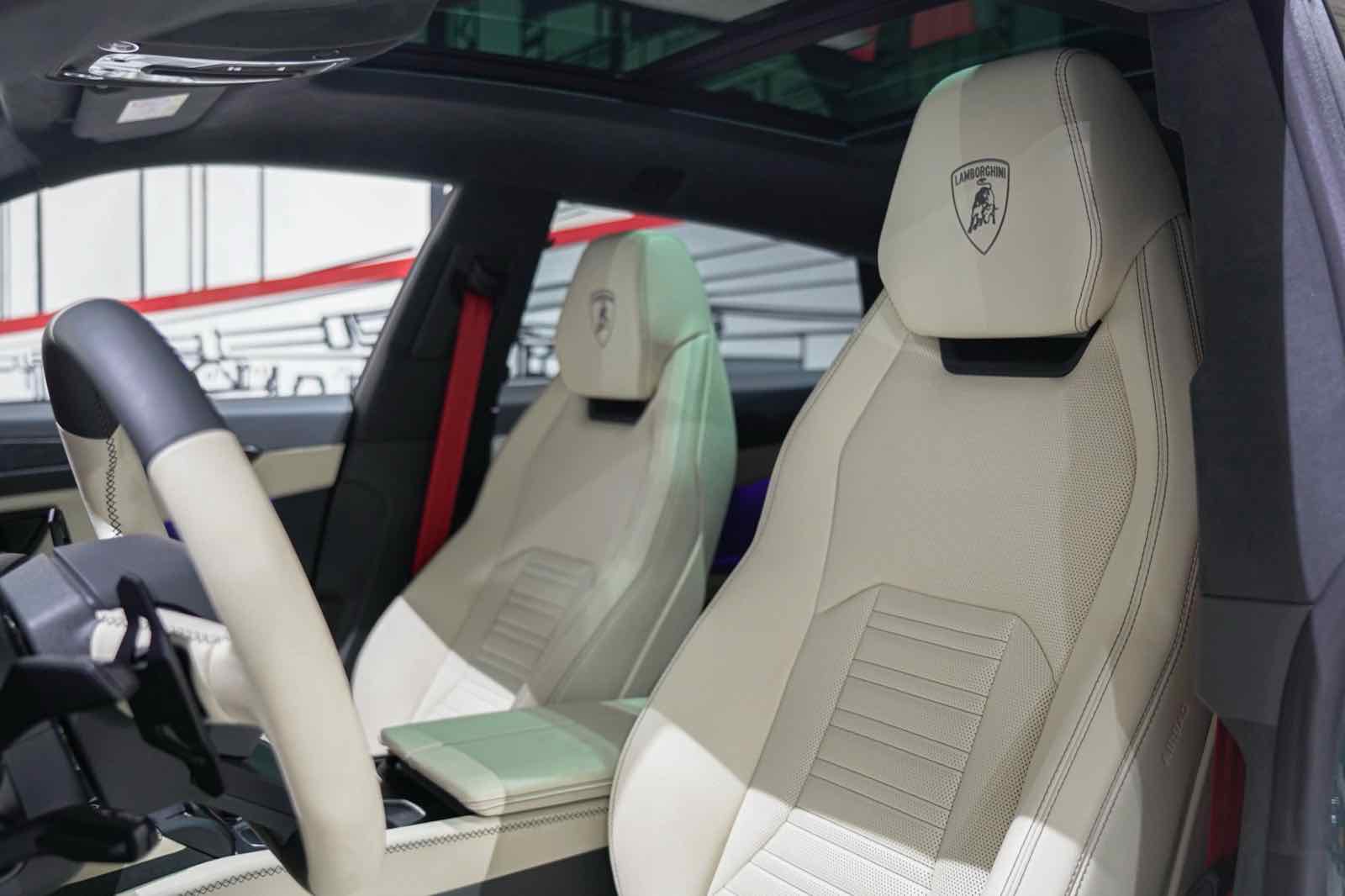 Lamborghini Urus SE (Hybrid) for rent in Dubai, photo 5