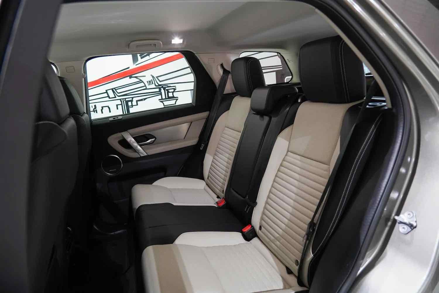 Land Rover Discovery Sport R Dynamic for rent in Dubai, photo 8