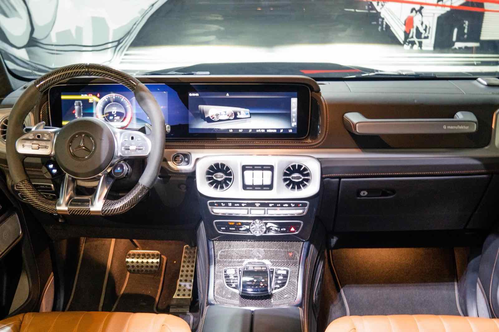 Mercedes G63 AMG Night Package for rent in Dubai, photo 4