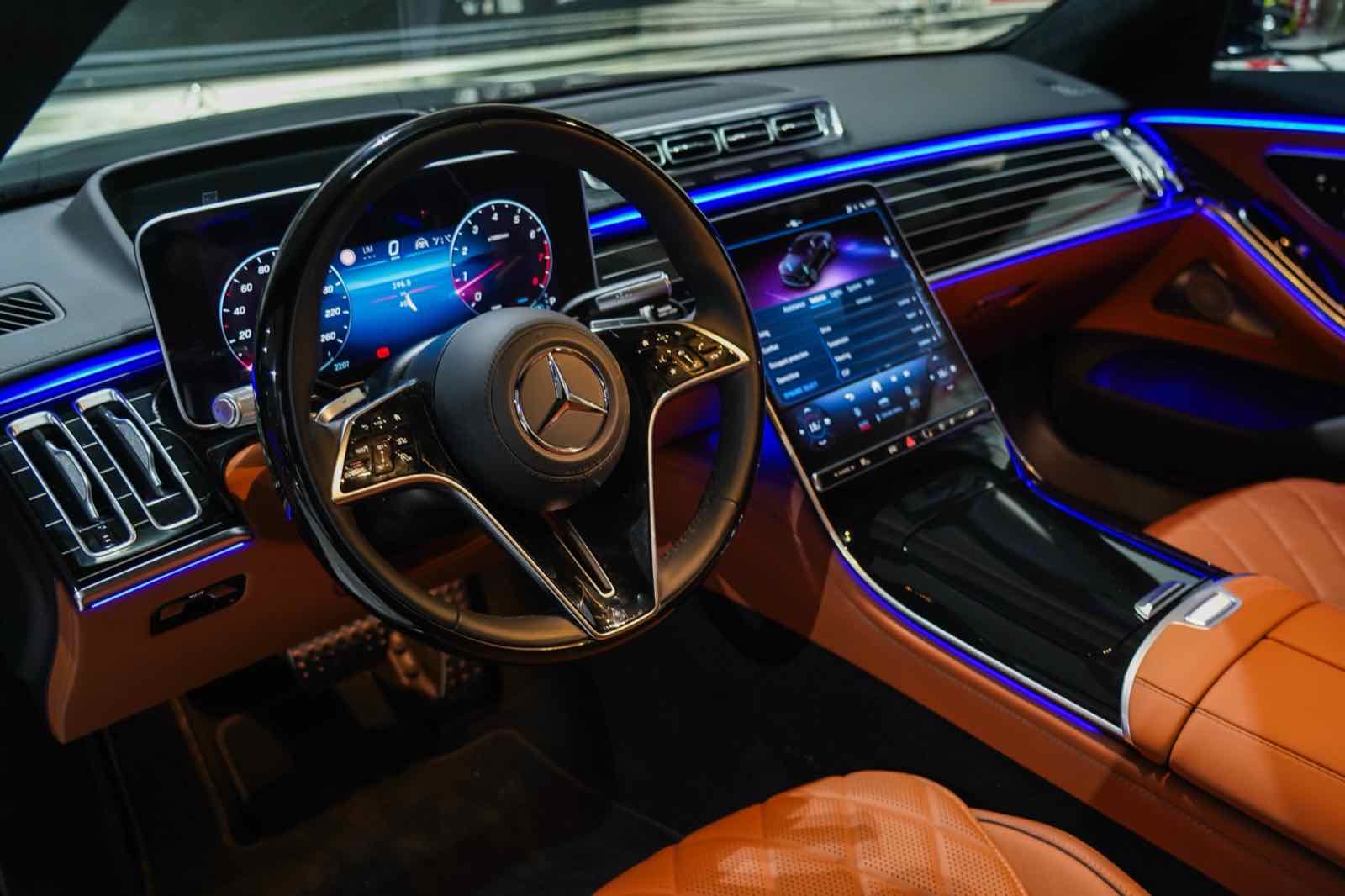 Mercedes S500 4MATIC (Hybrid) for rent in Dubai, photo 3