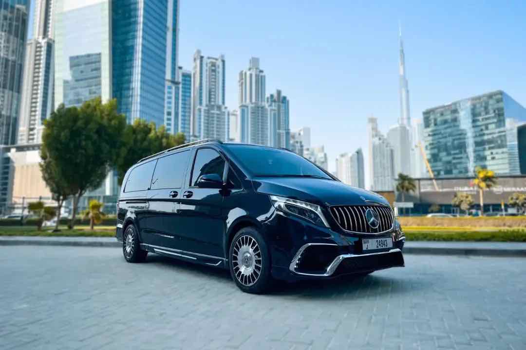 Mercedes V250, luxury car rental in Dubai