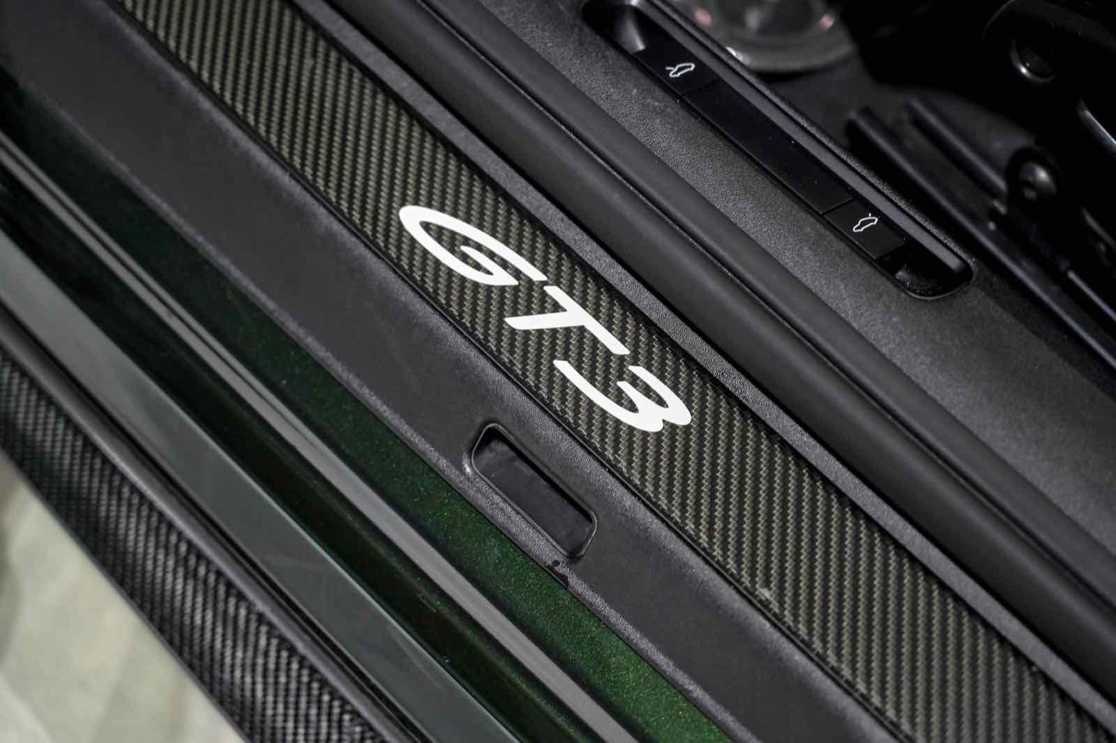 Porsche 911 GT3 Weissach for rent in Dubai, photo 15