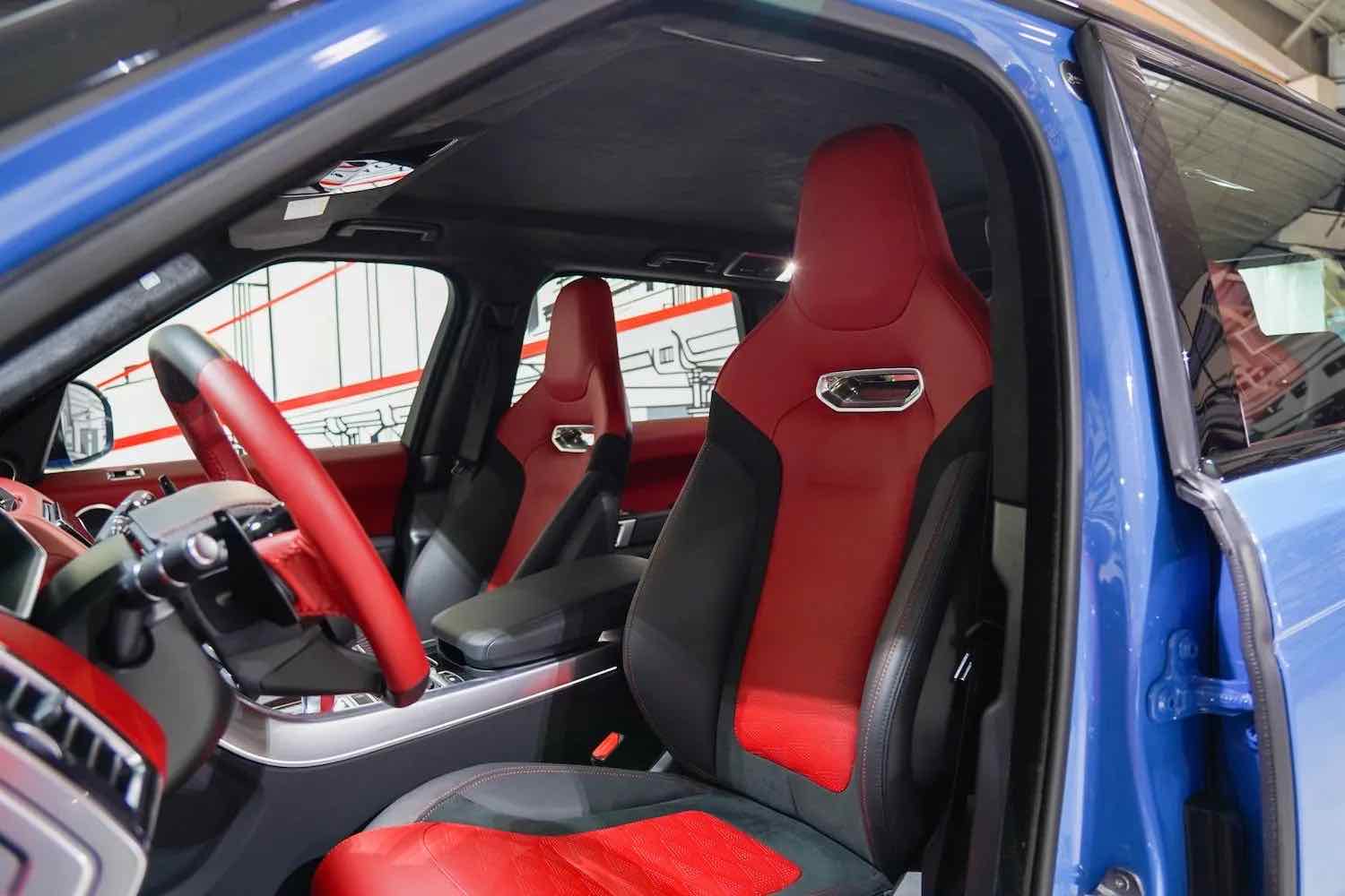 Range Rover Sport SVR for rent in Dubai, photo 4