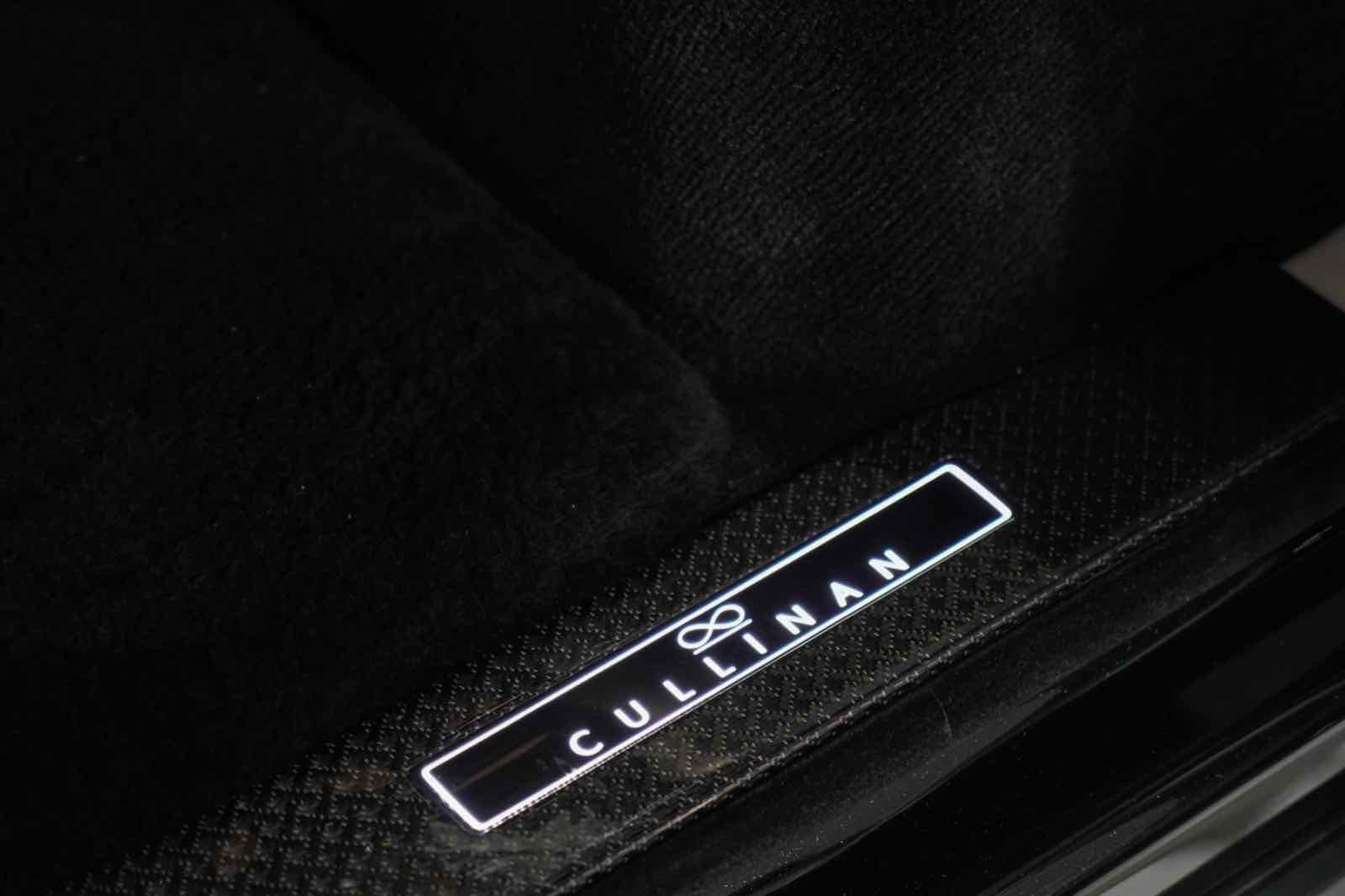 Rolls Royce Cullinan Black Badge for rent in Dubai, photo 10