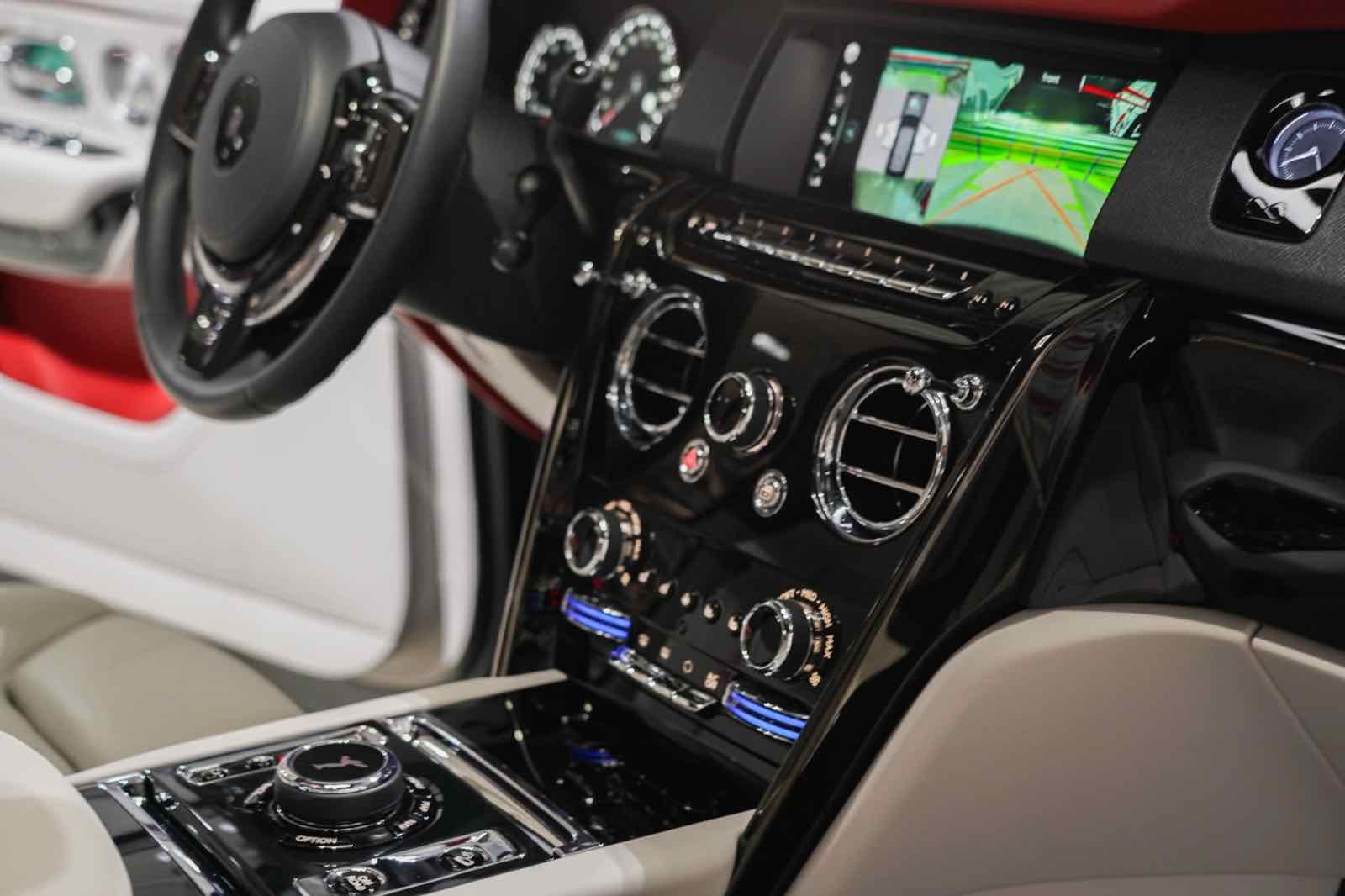 Rolls Royce Cullinan Black Badge for rent in Dubai, photo 5