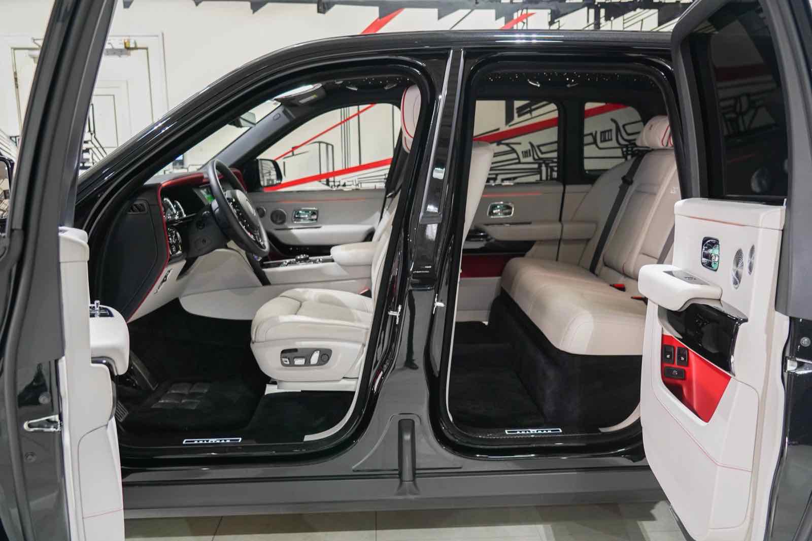 Rolls Royce Cullinan Black Badge for rent in Dubai, photo 7