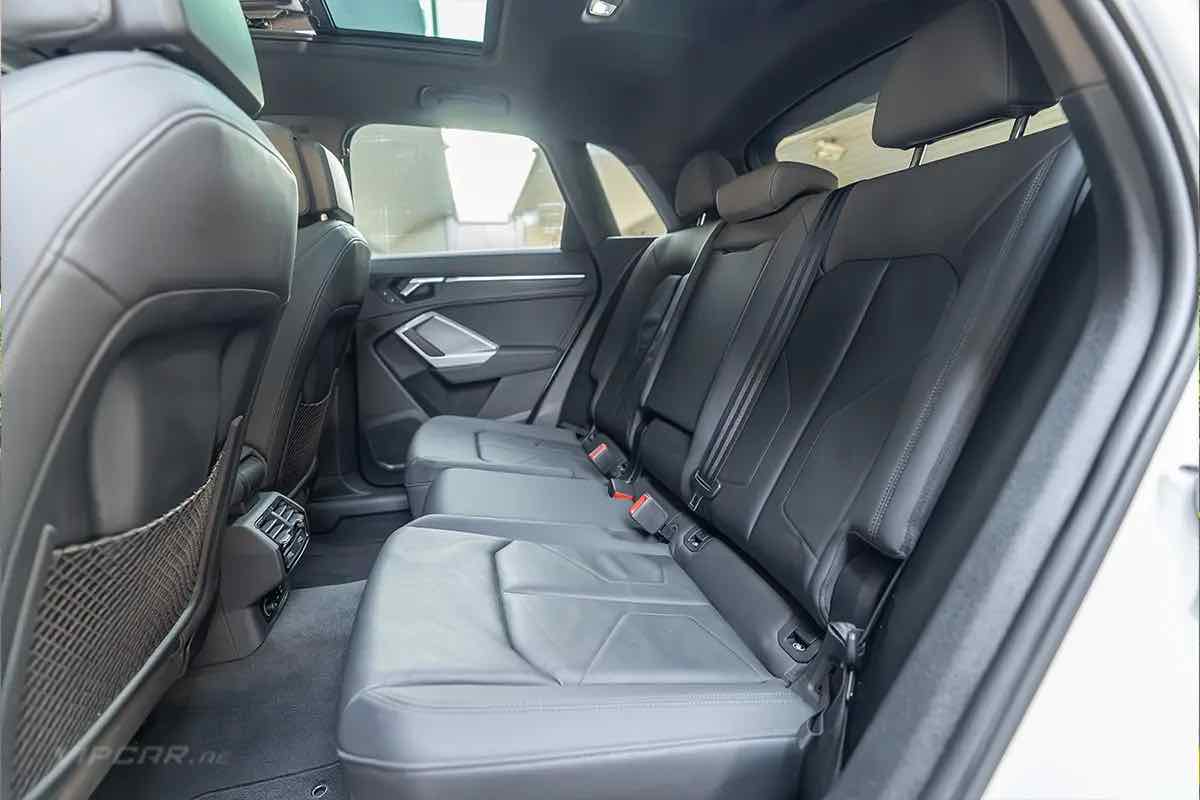 Audi Q3 for rent in Dubai, photo 8