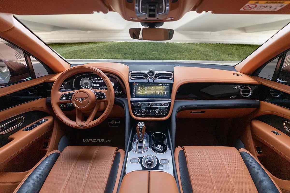 Bentley Bentayga S for rent in Dubai, photo 5