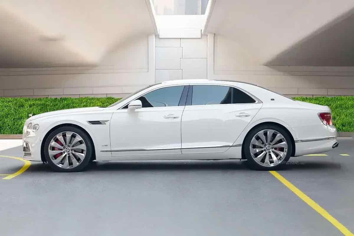 Bentley Flying Spur for rent in Dubai, photo 2