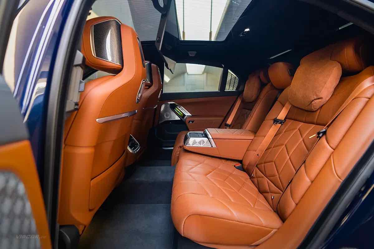 BMW 740Li for rent in Dubai, photo 7
