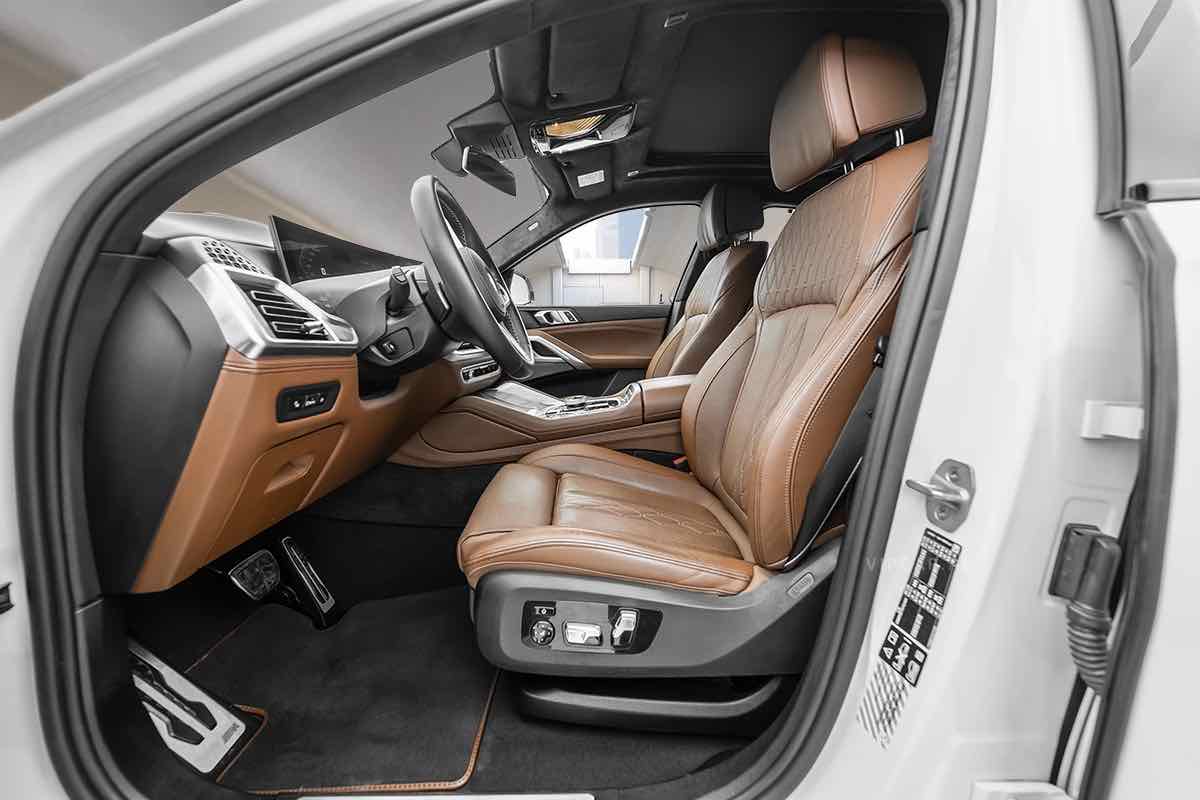 BMW X6 M60i for rent in Dubai, photo 2