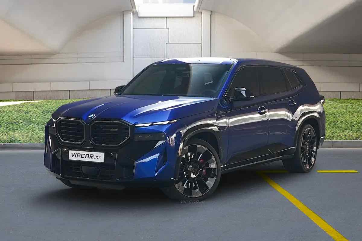 BMW XM, luxury car rental in Dubai