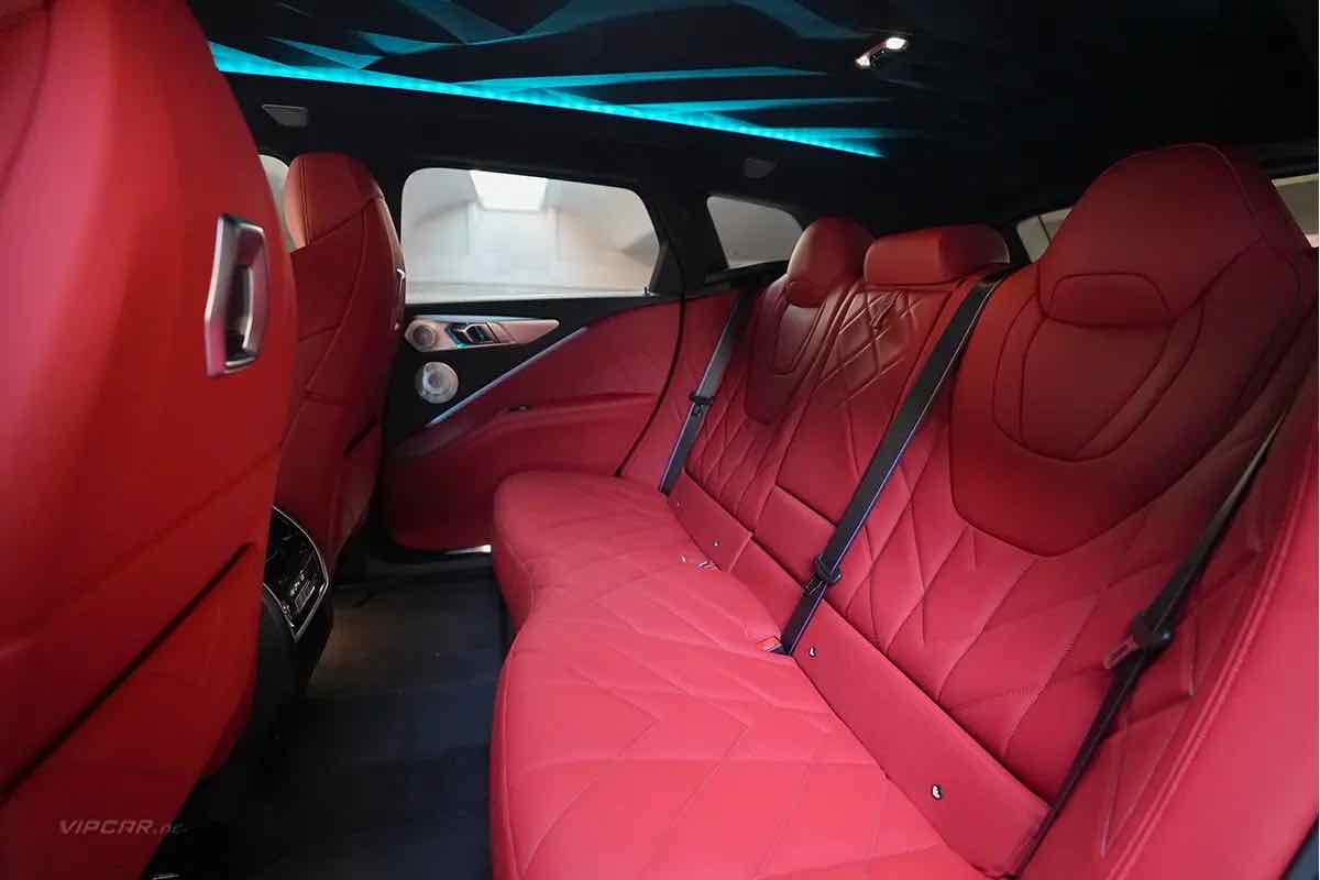 BMW XM for rent in Dubai, photo 3