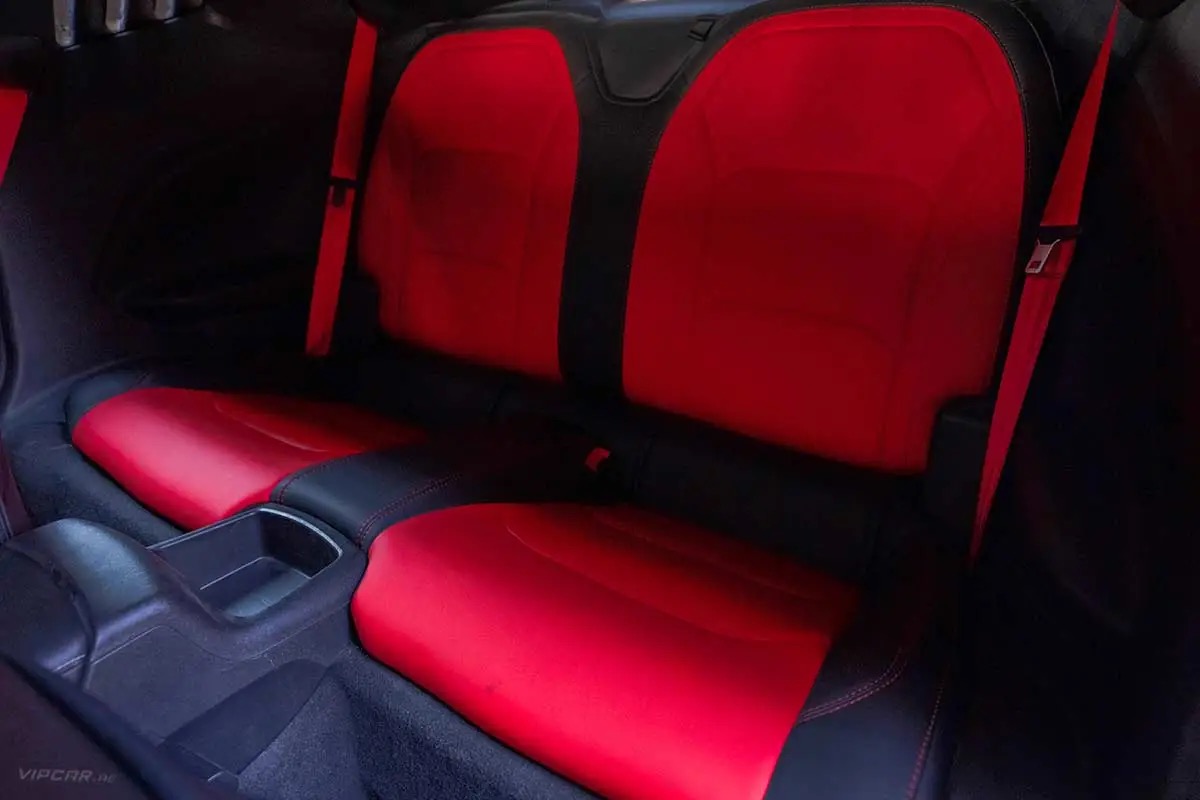 Chevrolet Camaro for rent in Dubai, photo 7