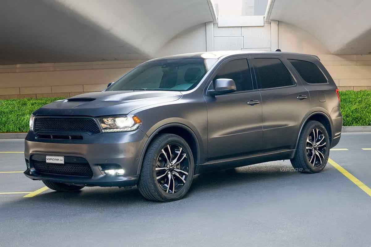 Dodge Durango, luxury car rental in Dubai